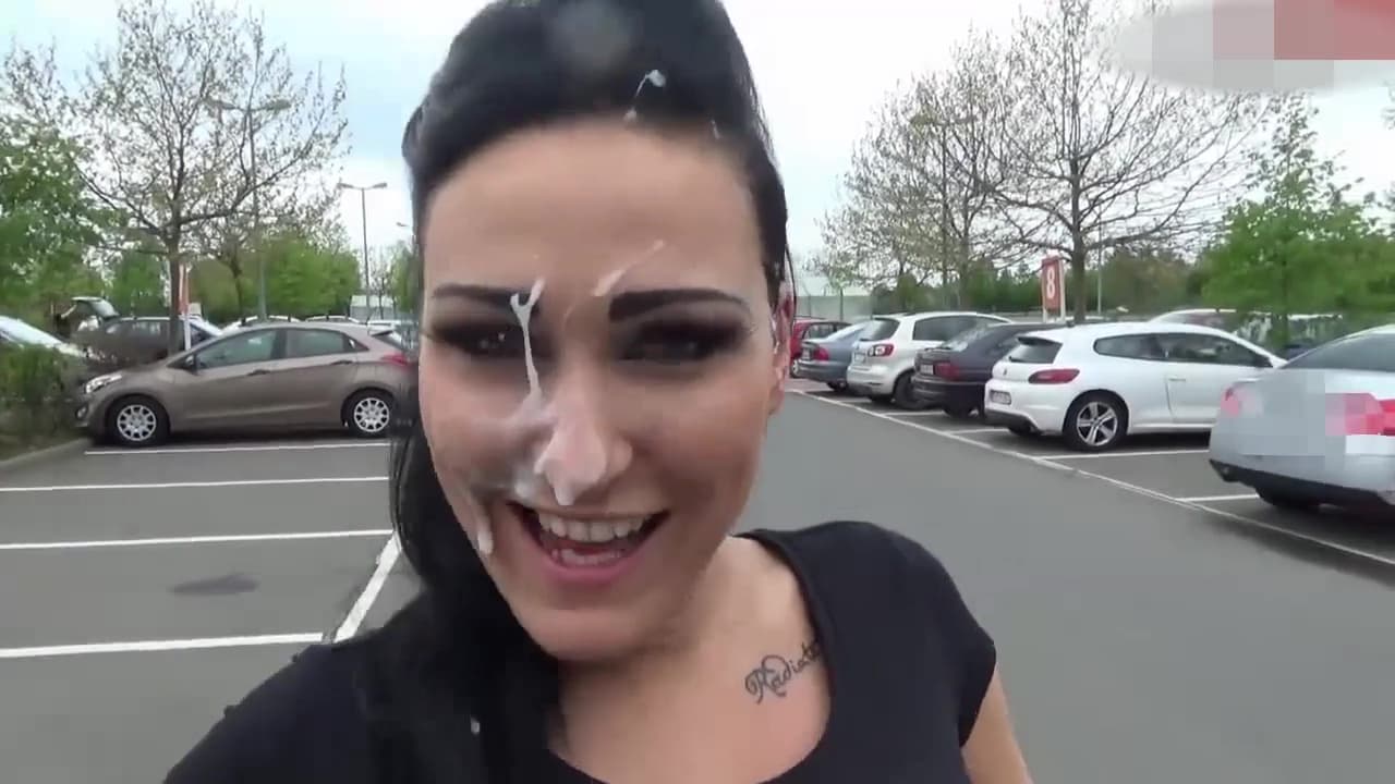 Public cum walk after extreme blowjob and facial in parking lot