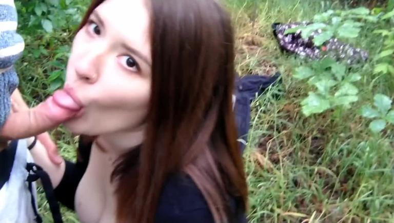 Slutty tourist meets guy outdoors and fucks him in the woods